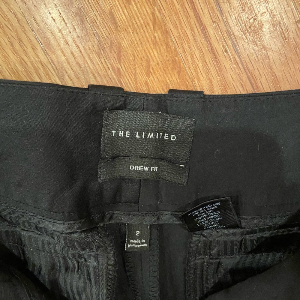 Black capris - Picture 3 of 3